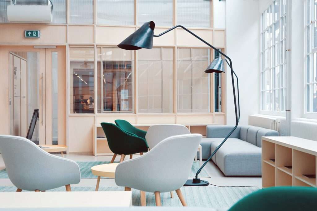 patient no-shows in empty medical office