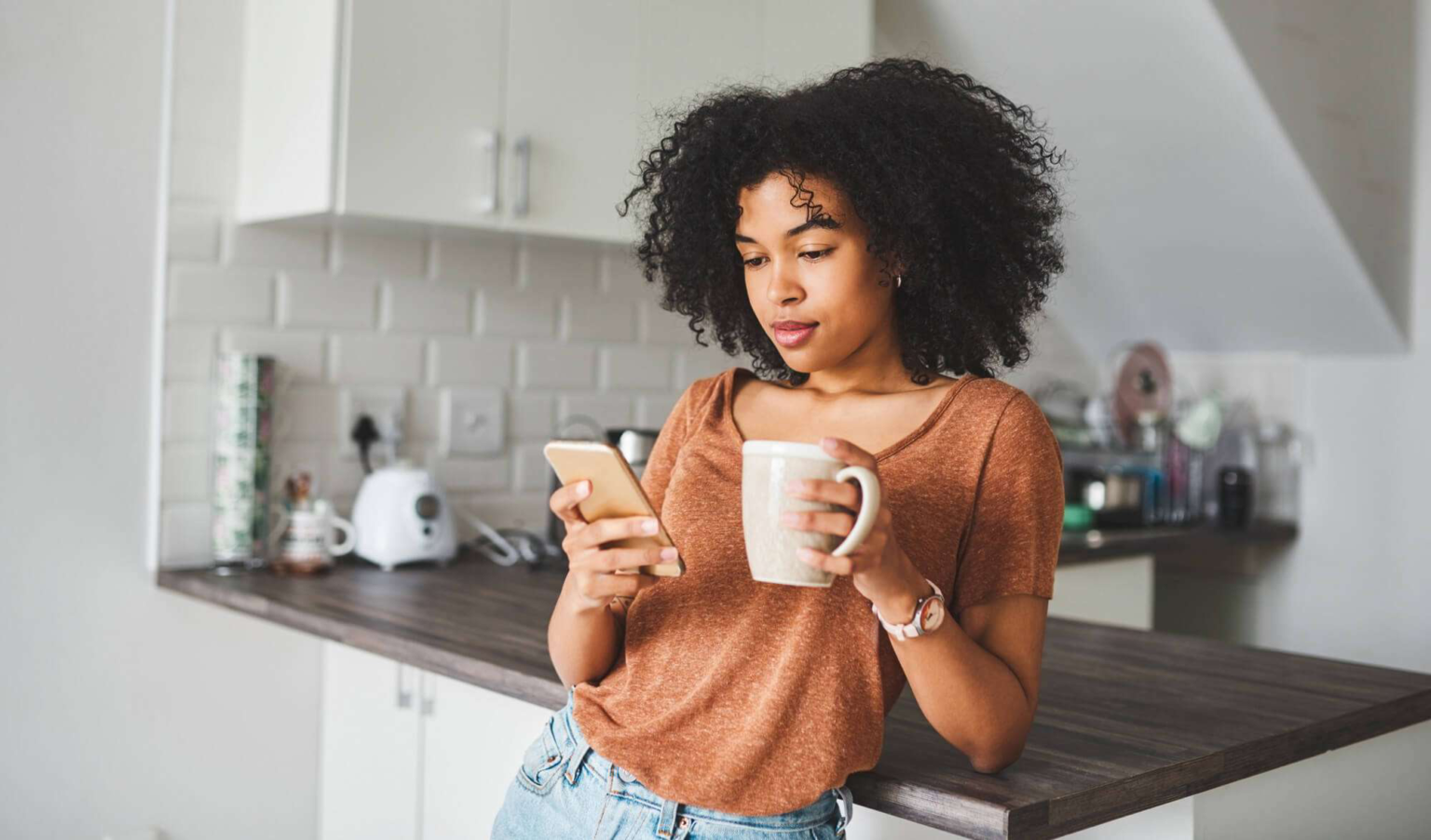 woman using dash patient scheduling software to manage healthcare appointments