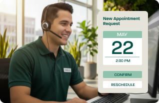 2025 Dash Voice AI agents helping human call center agent to handle patient calls
